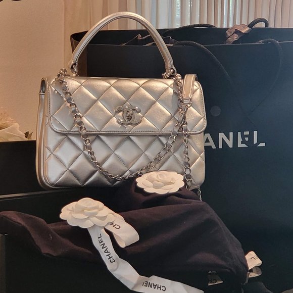 Chanel Silver Metallic Top Handle Flapbag 21K - Picture 3 of 17